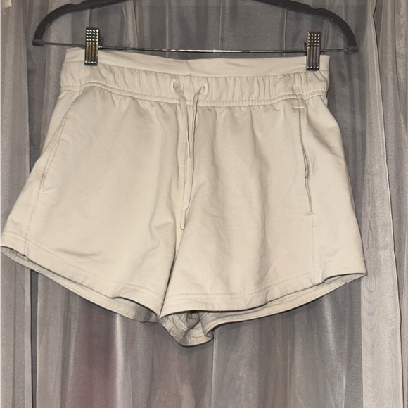 Lululemon Athletica Inner Glow High-Rise Short 3” Bone - Picture 5 of 10
